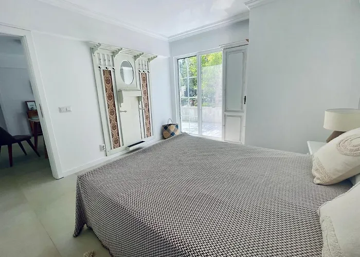 Isidora בית הארחה פוטוס