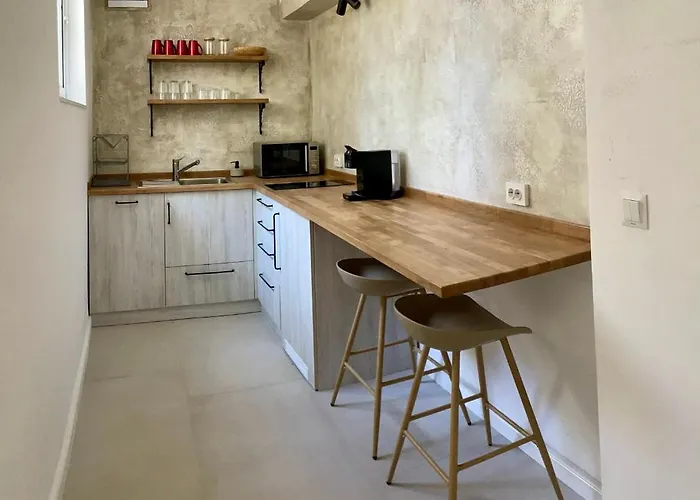 Isidora בית הארחה 3*