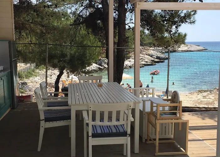 בית הארחה Isidora פוטוס