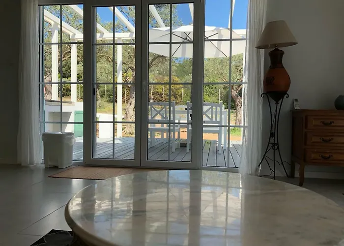 Isidora 3* פוטוס