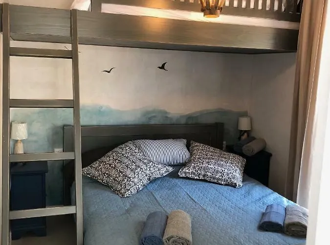 Isidora 3* פוטוס