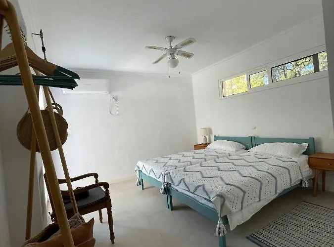 ゲストハウス Isidora