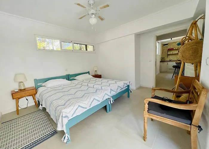 Isidora 招待所 波托什