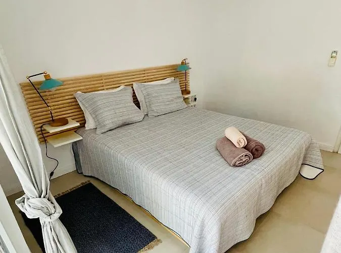 ゲストハウス Isidora