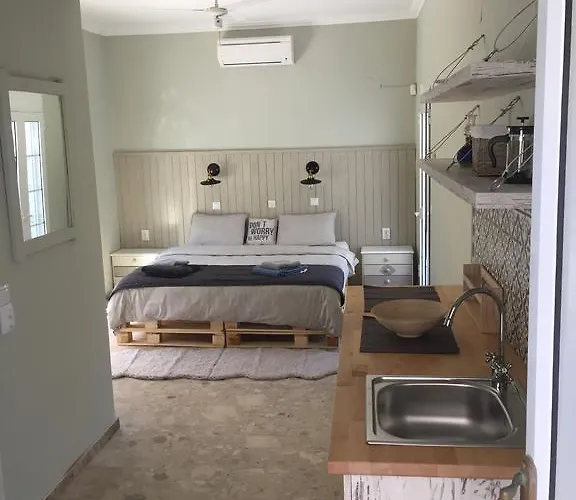 Isidora ゲストハウス ポトス