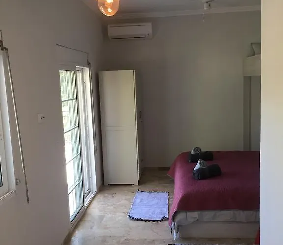 ゲストハウス Isidora